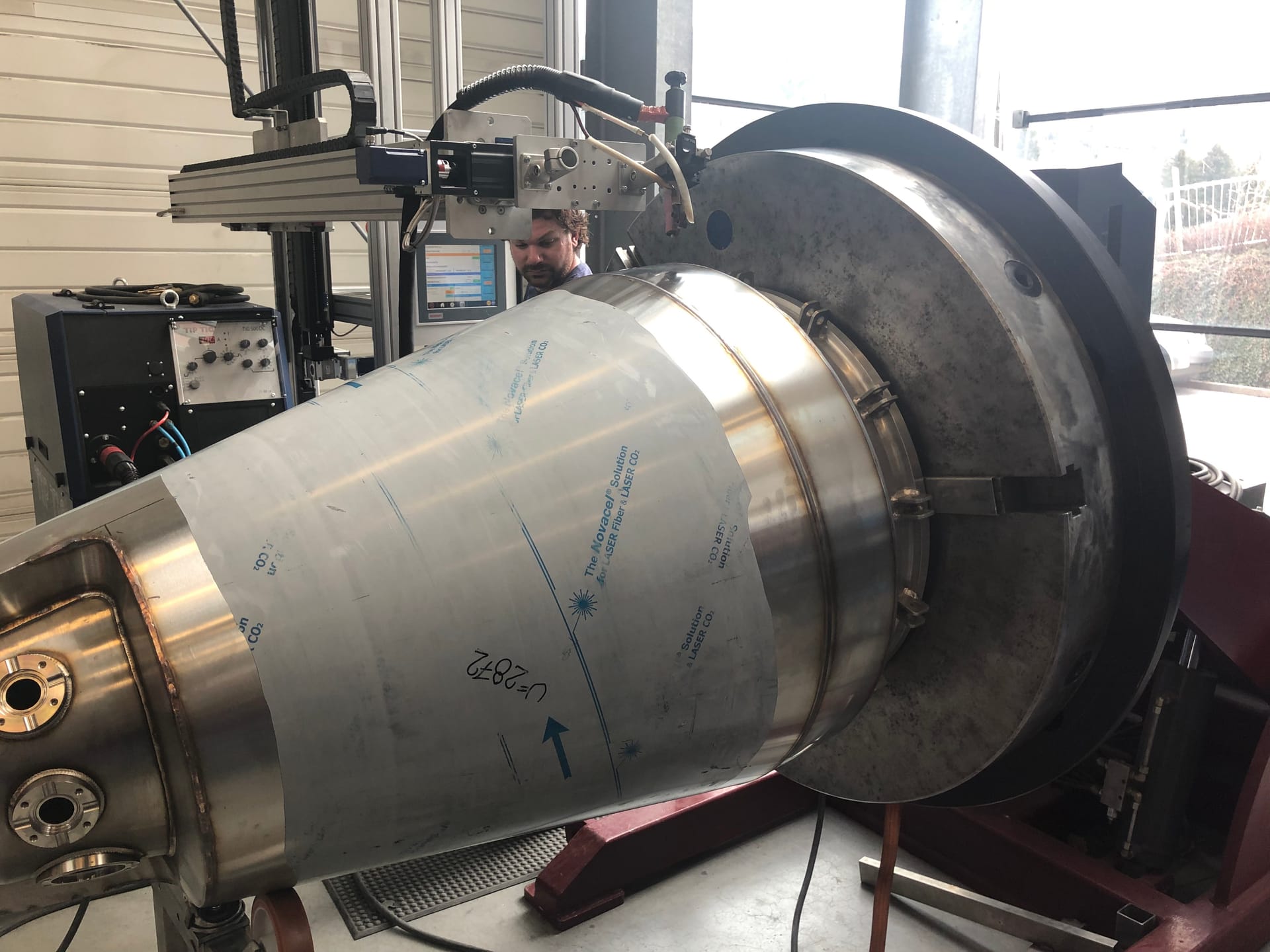 Möstl Anlagenbau — automated TIP TIG welding on stainless steel vessel